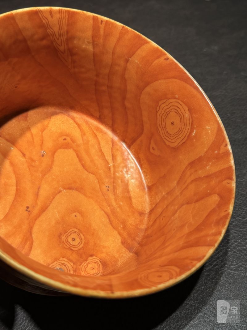 清乾隆 木纹釉描金花卉弦纹笔洗（配木座） - 图10